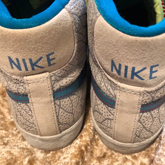 Vintage high top Nike’s - Picture 3 of 4